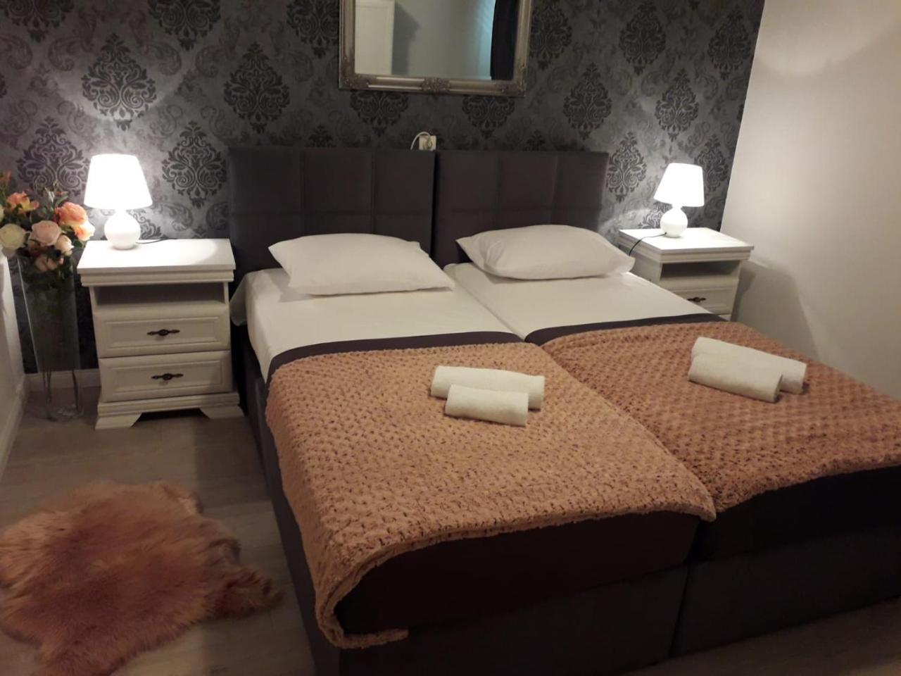 Apartment Sanja *