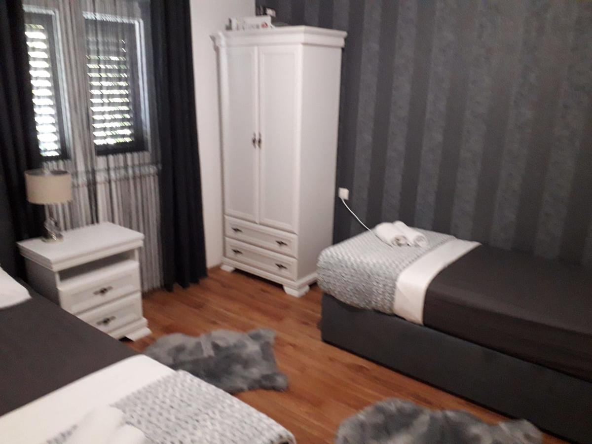 Apartment Sanja Ploce (Dubrovnik-Neretva)