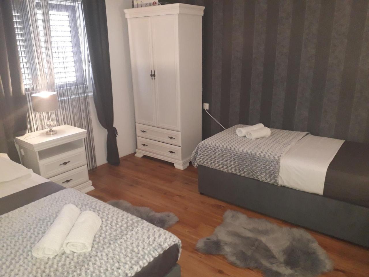Apartment Sanja *